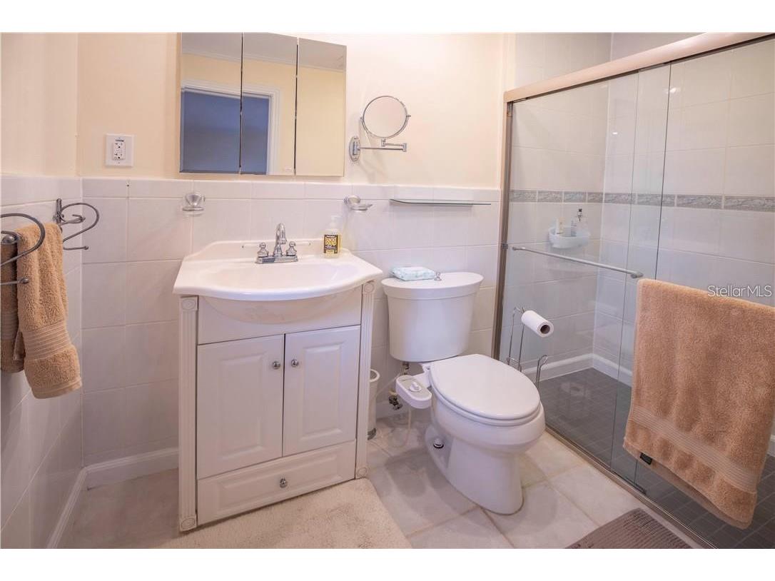 2200 2nd Street N Saint Petersburg FL 33704 TB8471387 image16