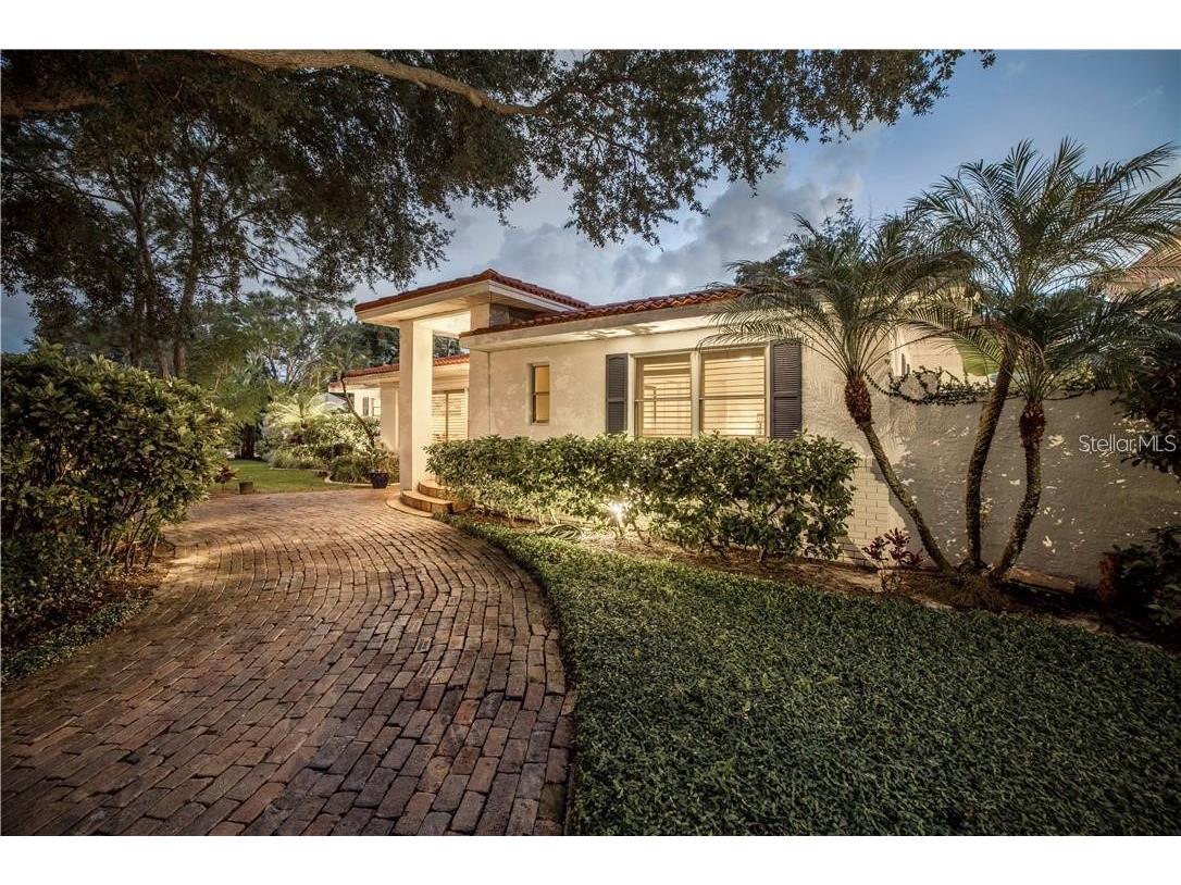 2200 2nd Street N Saint Petersburg FL 33704 TB8471387 image2