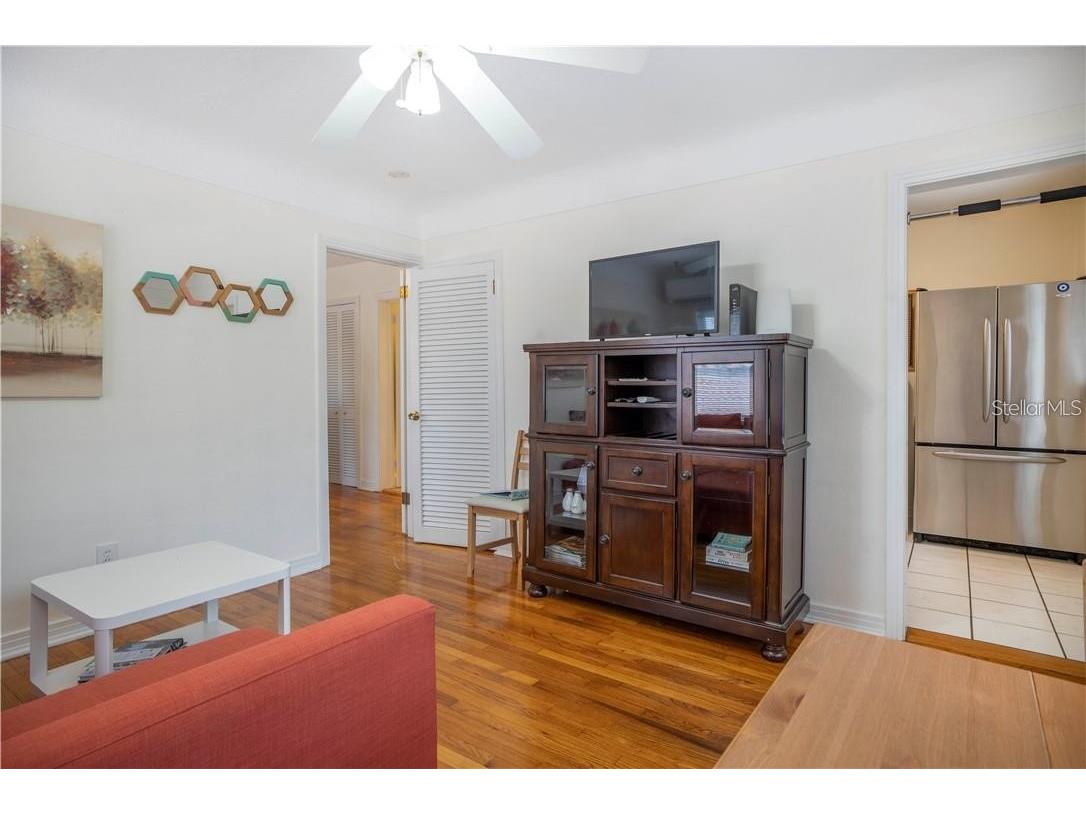 2200 2nd Street N Saint Petersburg FL 33704 TB8471387 image20