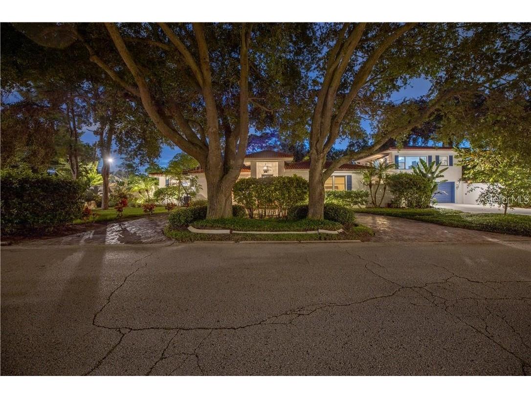 2200 2nd Street N Saint Petersburg FL 33704 TB8471387 image31