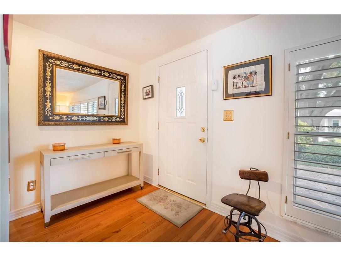 2200 2nd Street N Saint Petersburg FL 33704 TB8471387 image4