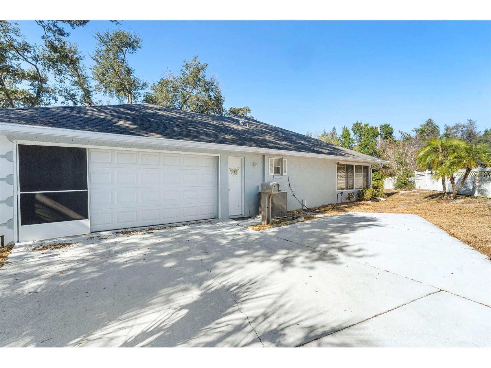 2200 Bannister Street Deltona FL 32738 V4946810 image40