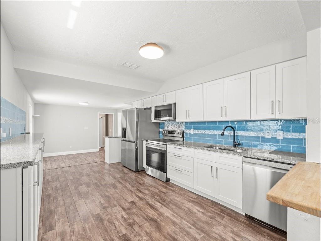 2200 Capri Drive Clearwater FL 33763 TB8445271 image11