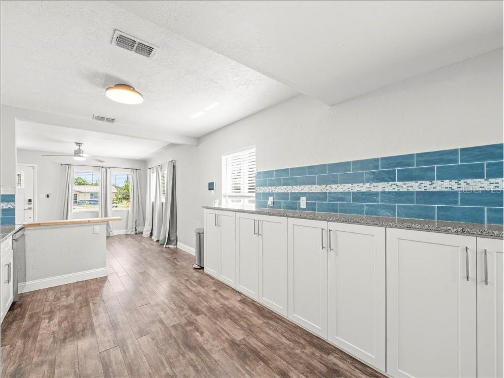 2200 Capri Drive Clearwater FL 33763 TB8445271 image13