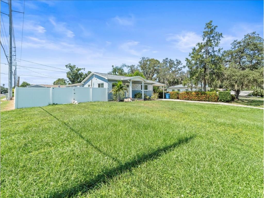 2200 Capri Drive Clearwater FL 33763 TB8445271 image3