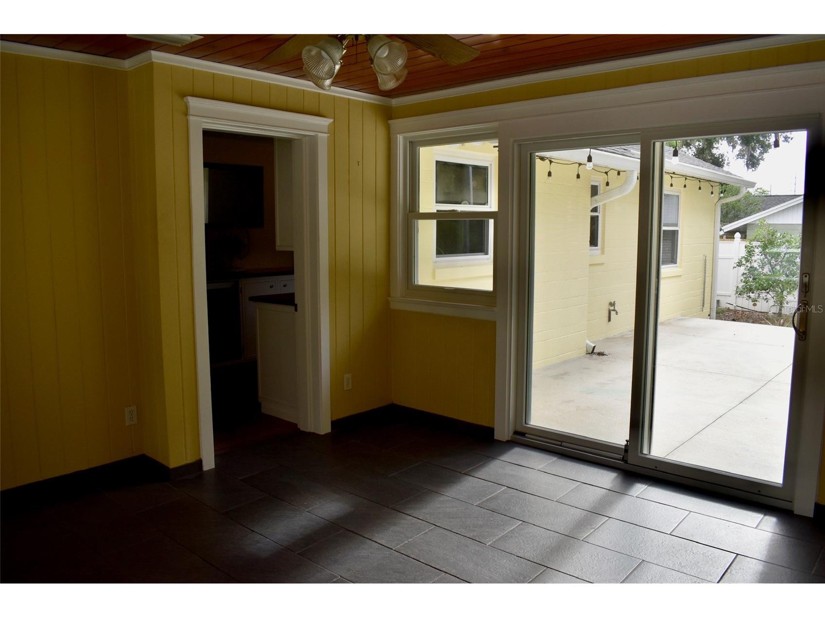 2200 E Gore Street Orlando FL 32806 O6411784 image11