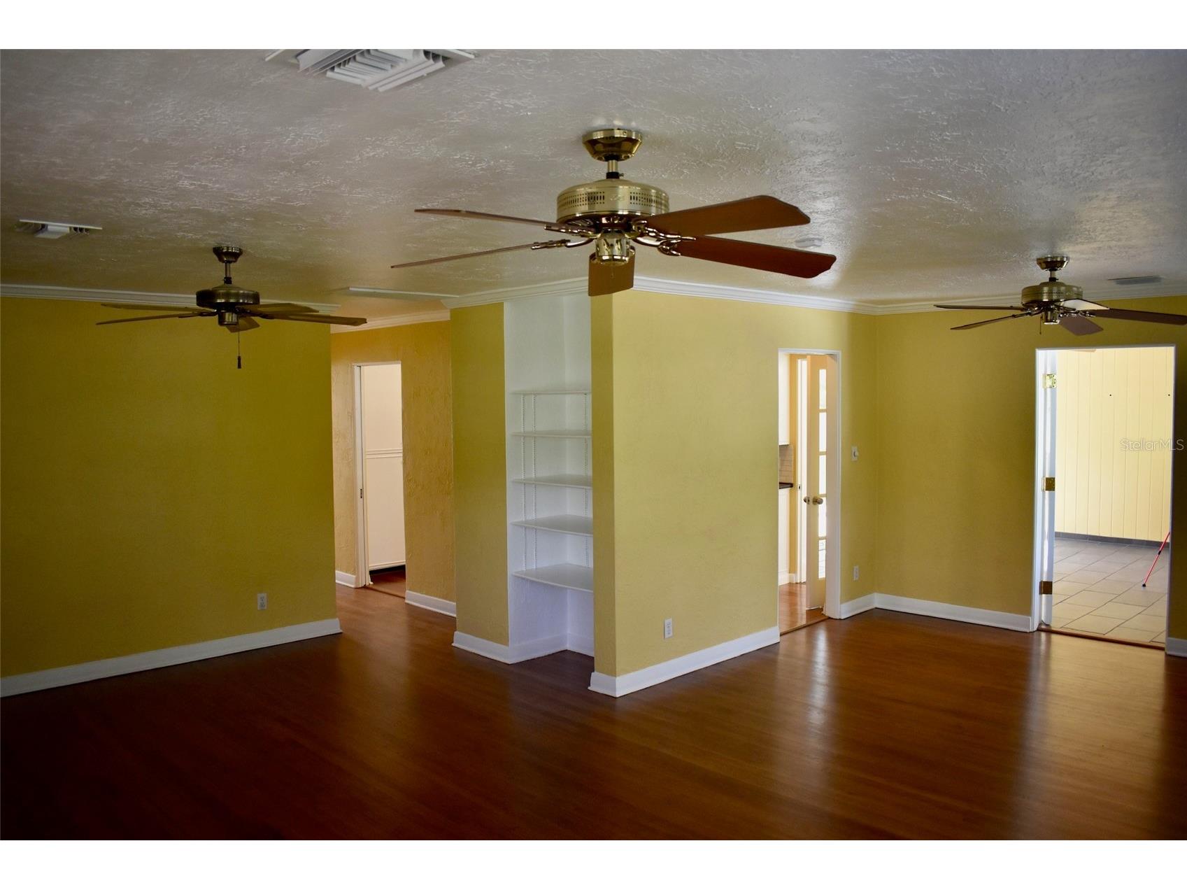 2200 E Gore Street Orlando FL 32806 O6411784 image5