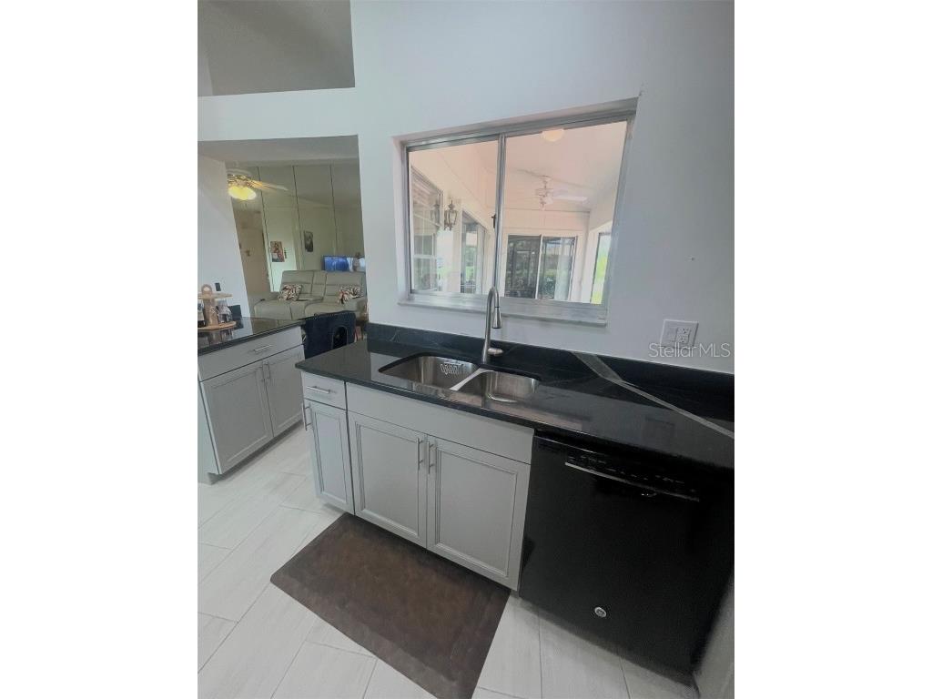 2200 E Village Court Venice FL 34293 A4667411 image12