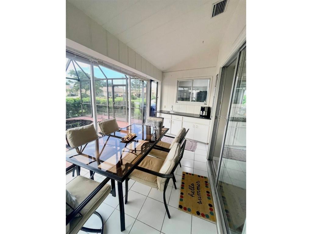 2200 E Village Court Venice FL 34293 A4667411 image26