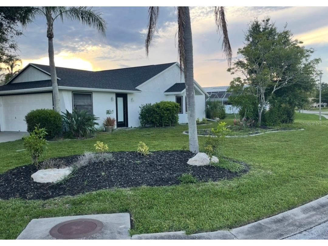 2200 E Village Court Venice FL 34293 A4667411 image3