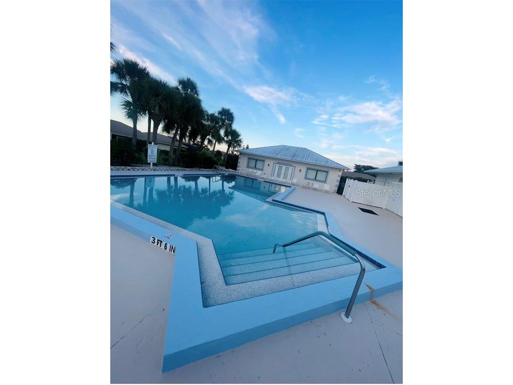 2200 E Village Court Venice FL 34293 A4667411 image32