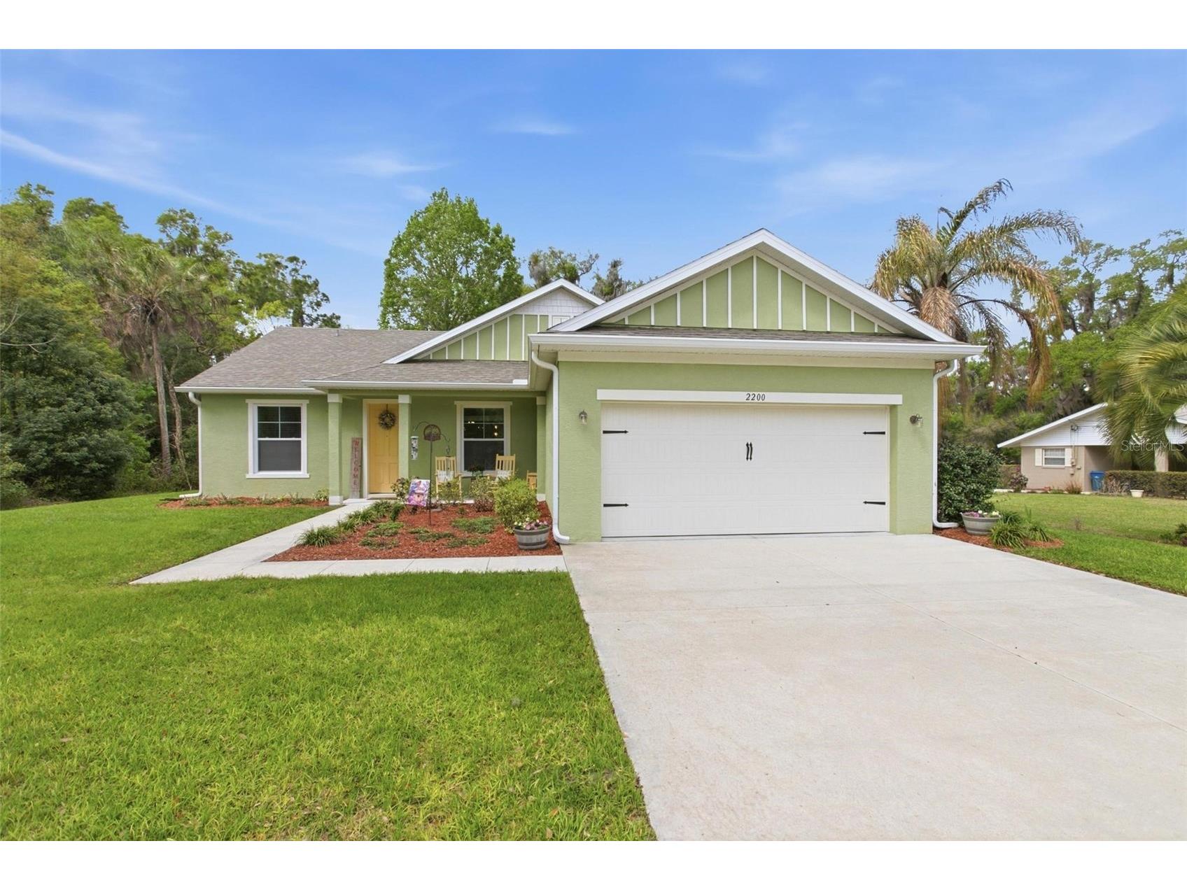 2200 N Clara Avenue Deland FL 32720 V4947972 image1