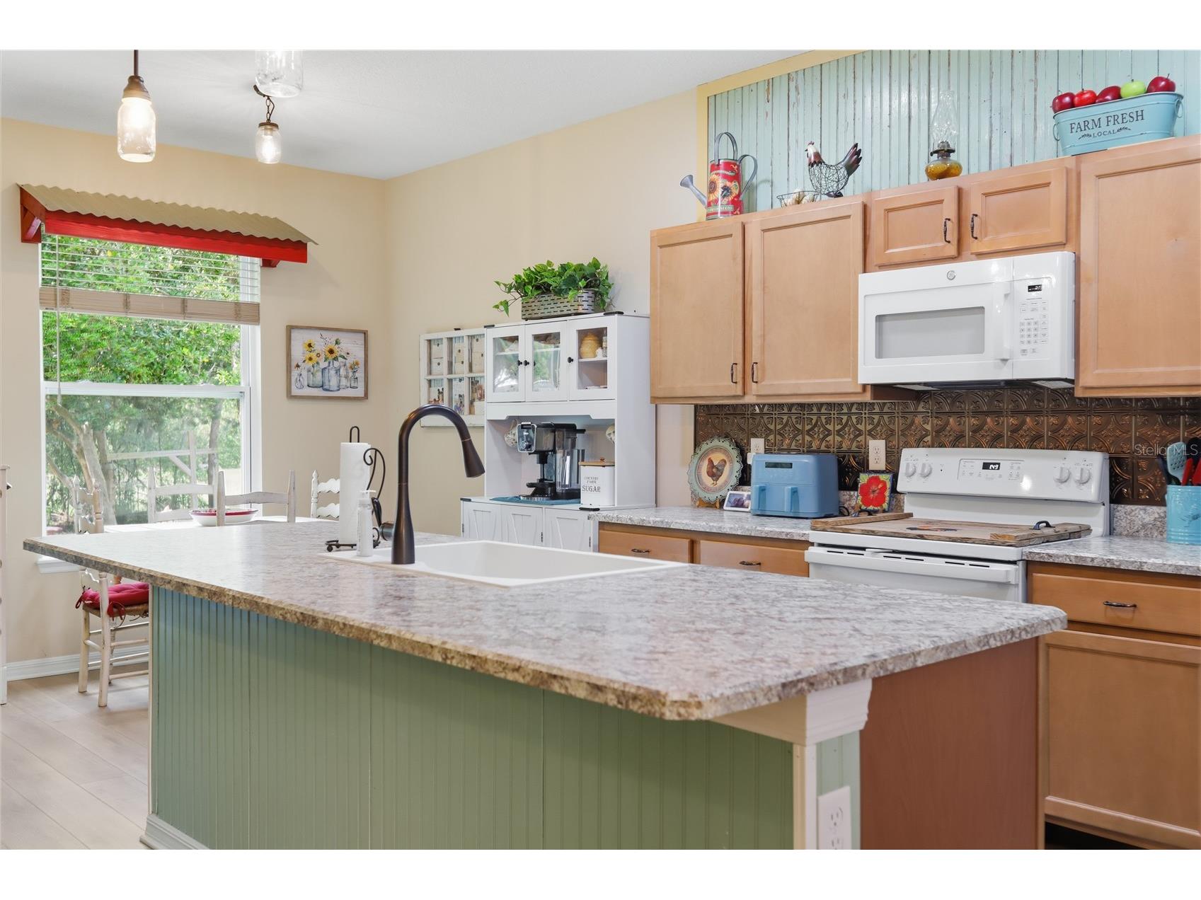 2200 N Clara Avenue Deland FL 32720 V4947972 image14
