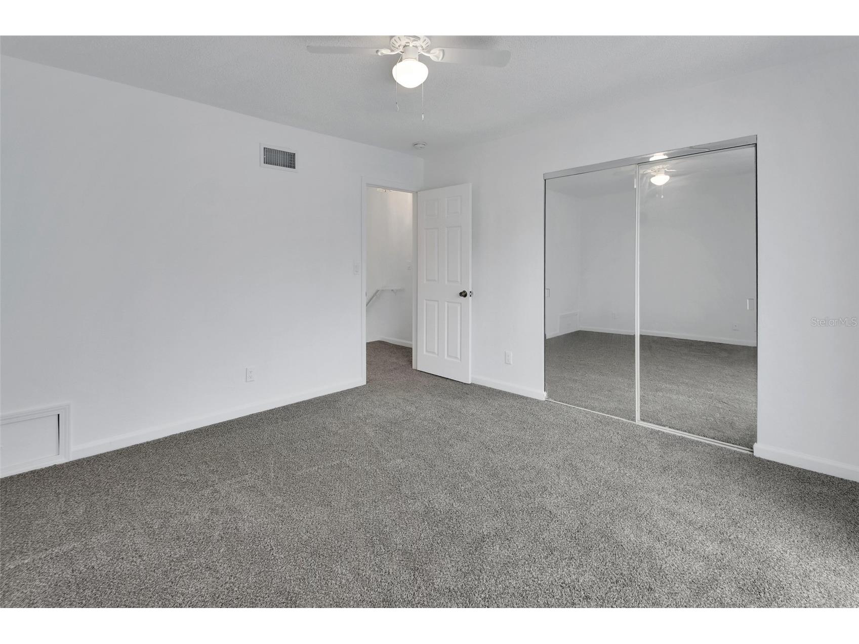 2200 S Palmetto Avenue #A040 Daytona Beach FL 32119 V4948633 image12