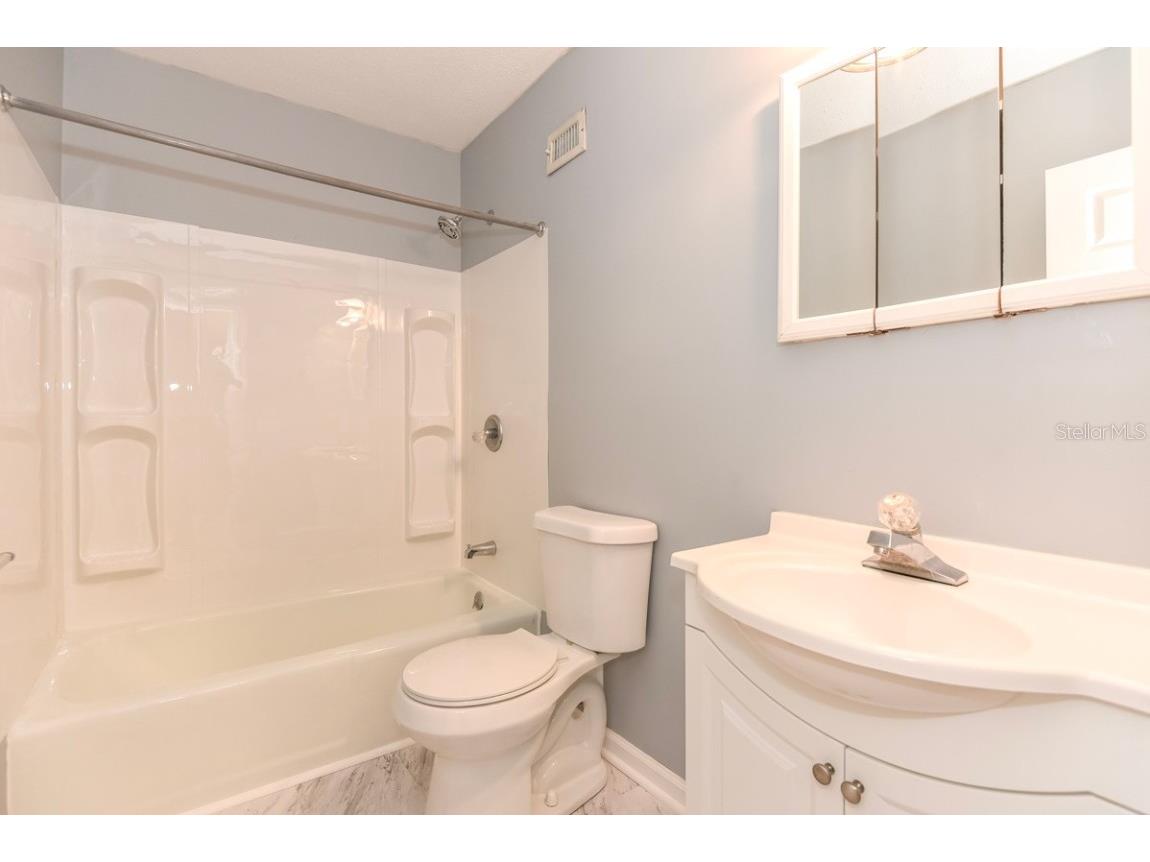 2200 S Palmetto Avenue #B040 Daytona Beach FL 32119 V4945181 image23