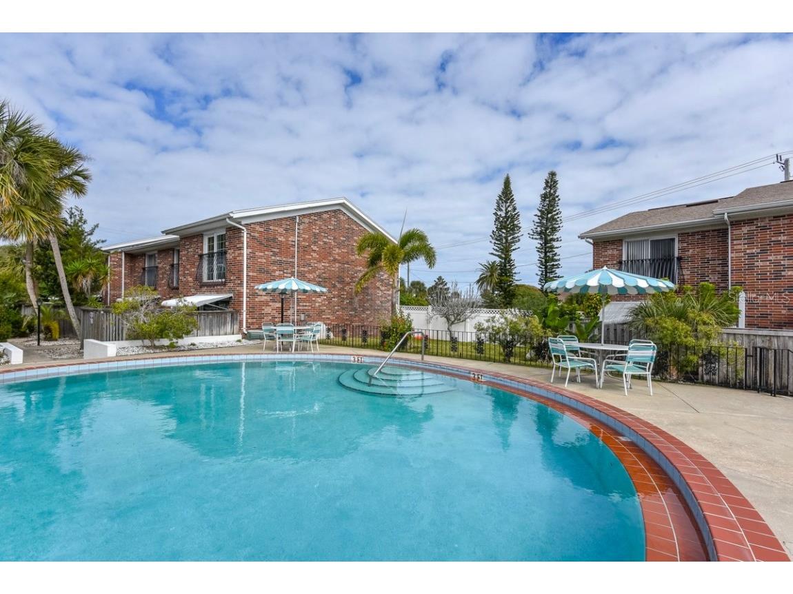 2200 S Palmetto Avenue #B040 Daytona Beach FL 32119 V4945181 image34