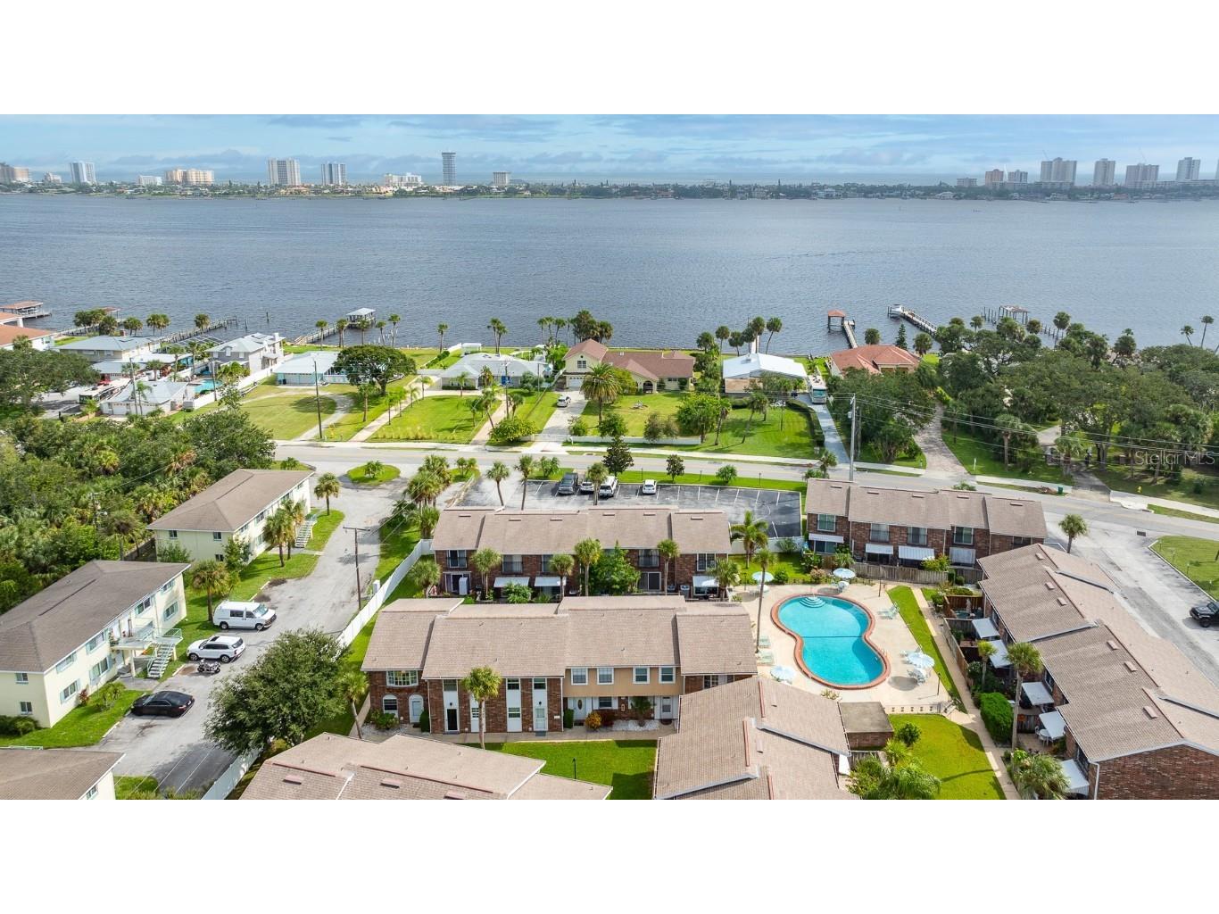 2200 S Palmetto Avenue #B040 Daytona Beach FL 32119 V4945181 image46