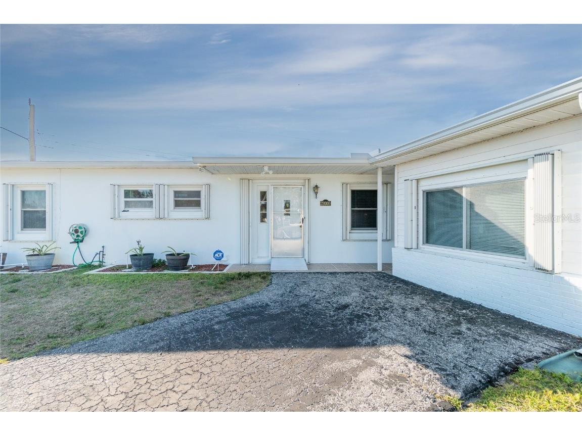 22000 Beverly Avenue Port Charlotte FL 33952 D6130141 image1