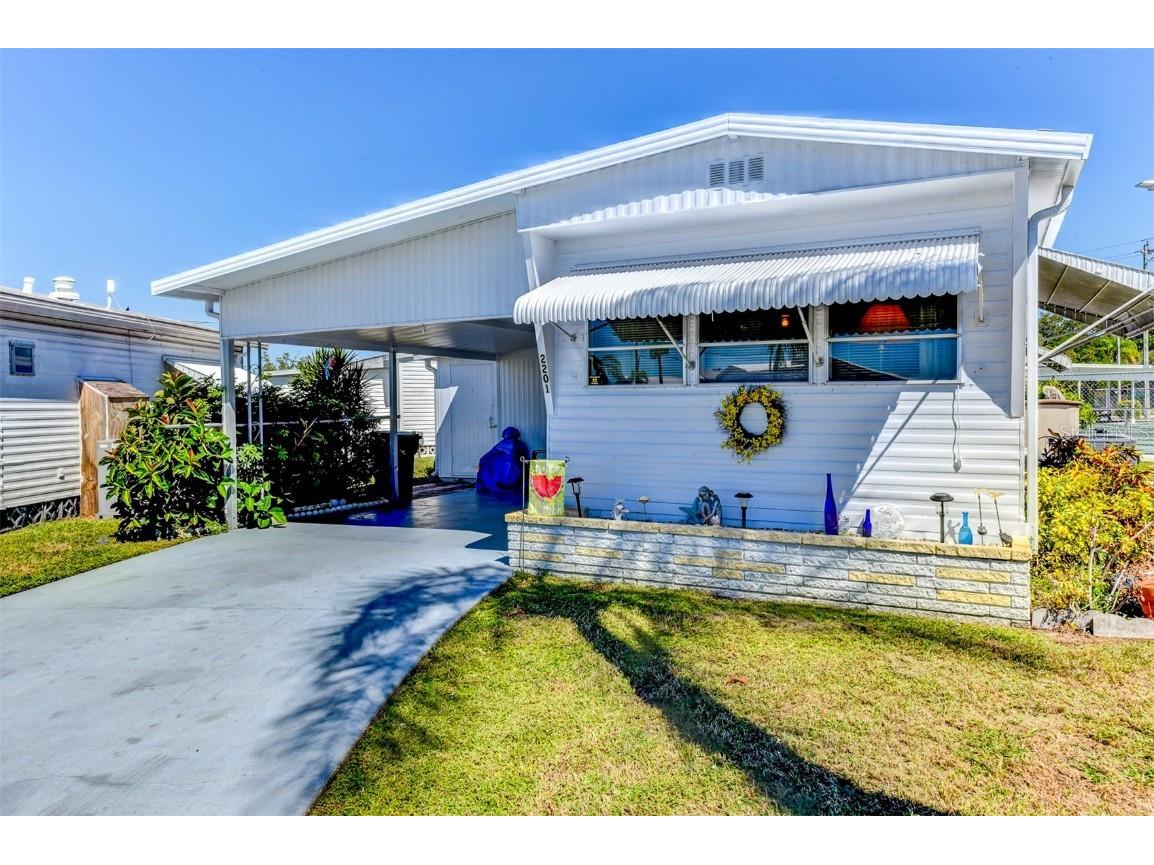 2201 14th Street Court W Bradenton FL 34205 A4588166 image1