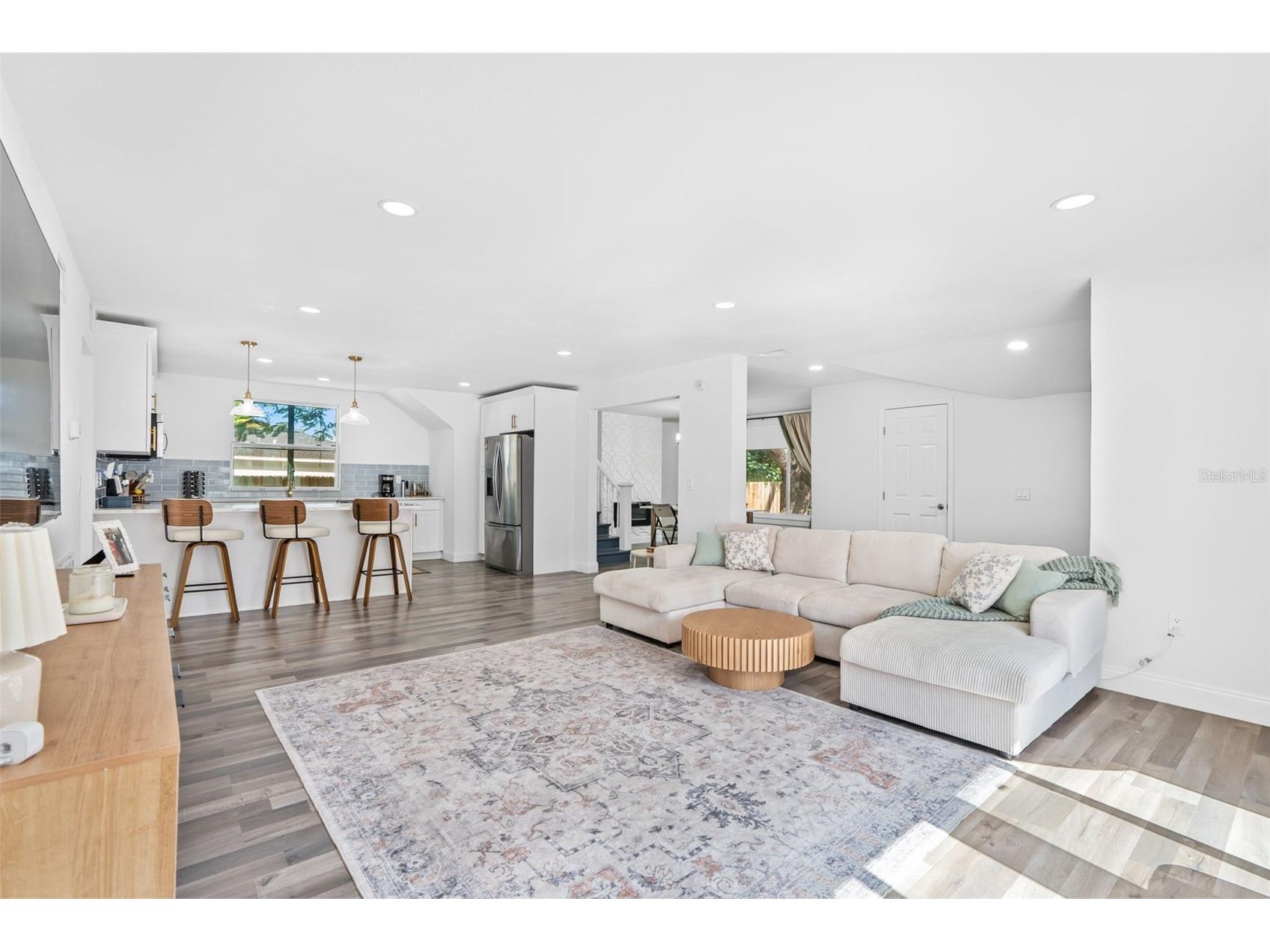 2201 50th Avenue N Saint Petersburg FL 33714 TB8441923 image14