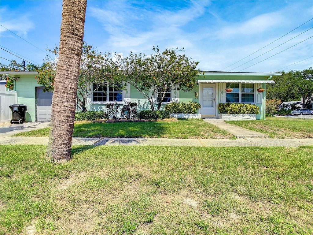 2201 81st Street N Saint Petersburg FL 33710 U8206373 image1