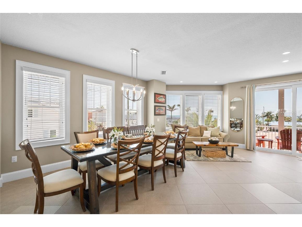 2201 Avenue C Bradenton Beach FL 34217 A4676238 image12