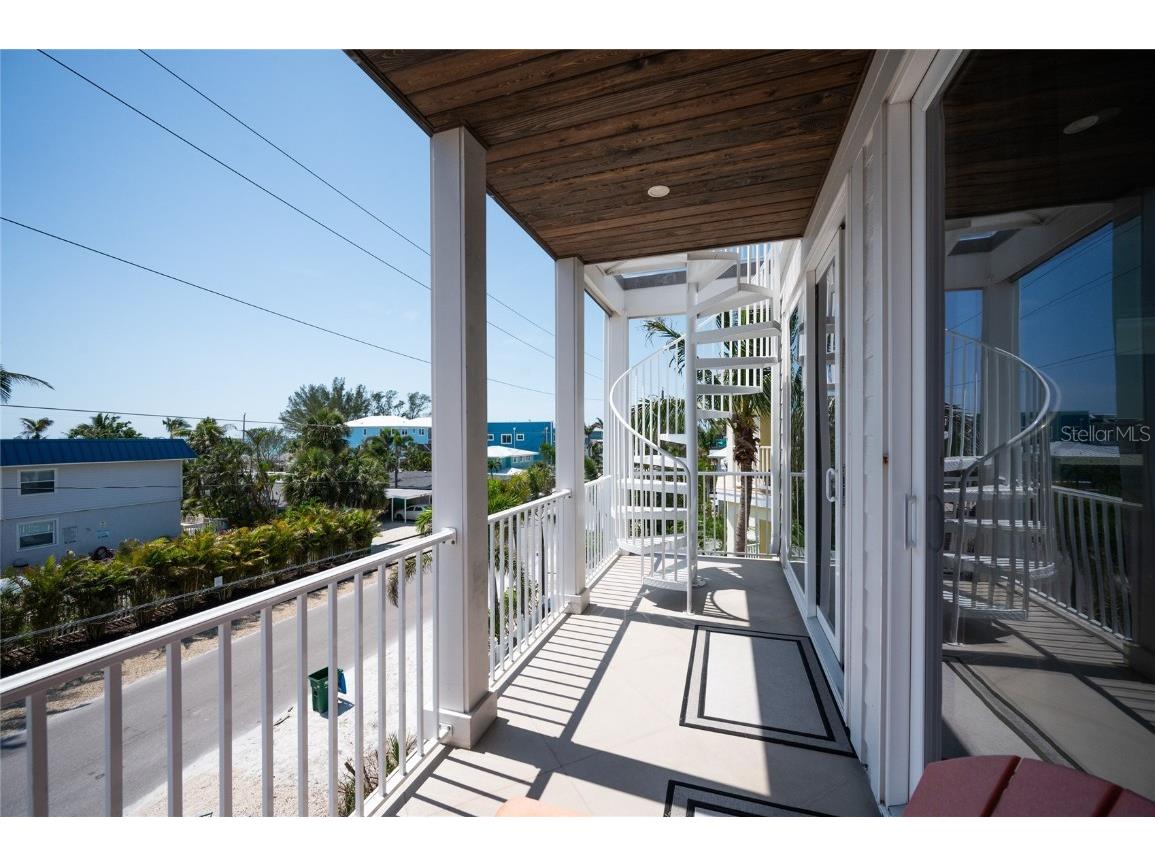 2201 Avenue C Bradenton Beach FL 34217 A4676238 image14