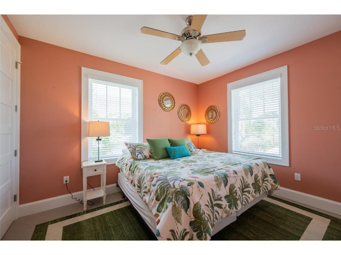 2201 Avenue C Bradenton Beach FL 34217 A4676238 image18