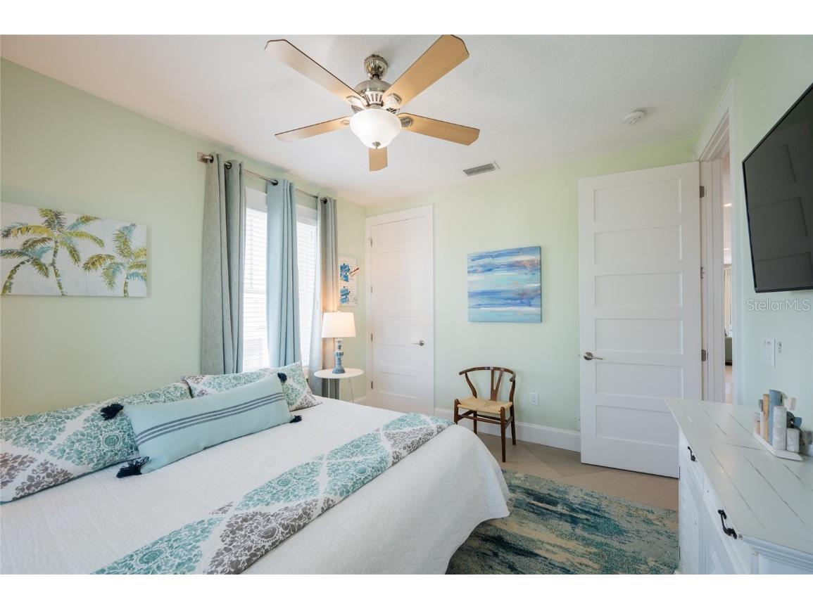 2201 Avenue C Bradenton Beach FL 34217 A4676238 image23