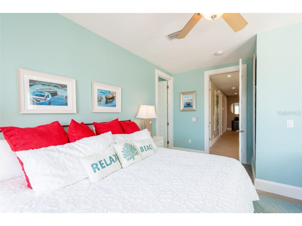 2201 Avenue C Bradenton Beach FL 34217 A4676238 image35