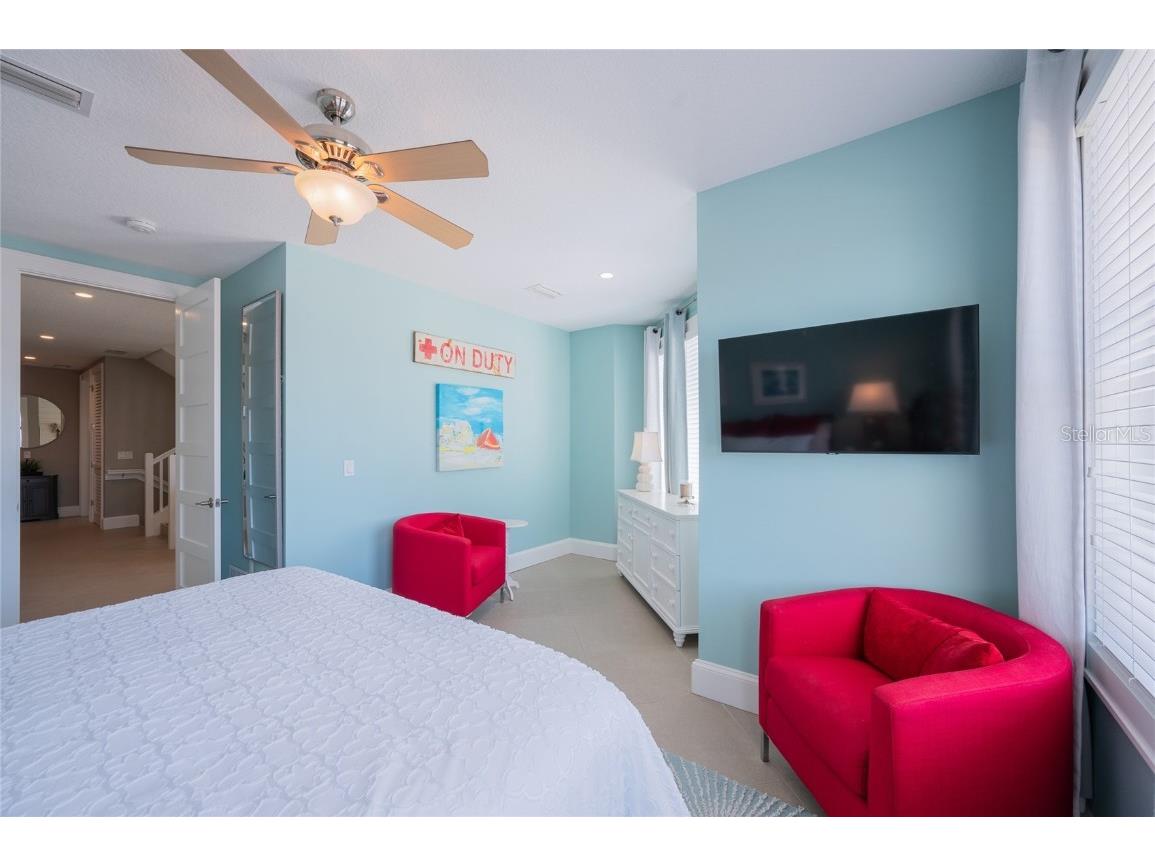 2201 Avenue C Bradenton Beach FL 34217 A4676238 image36