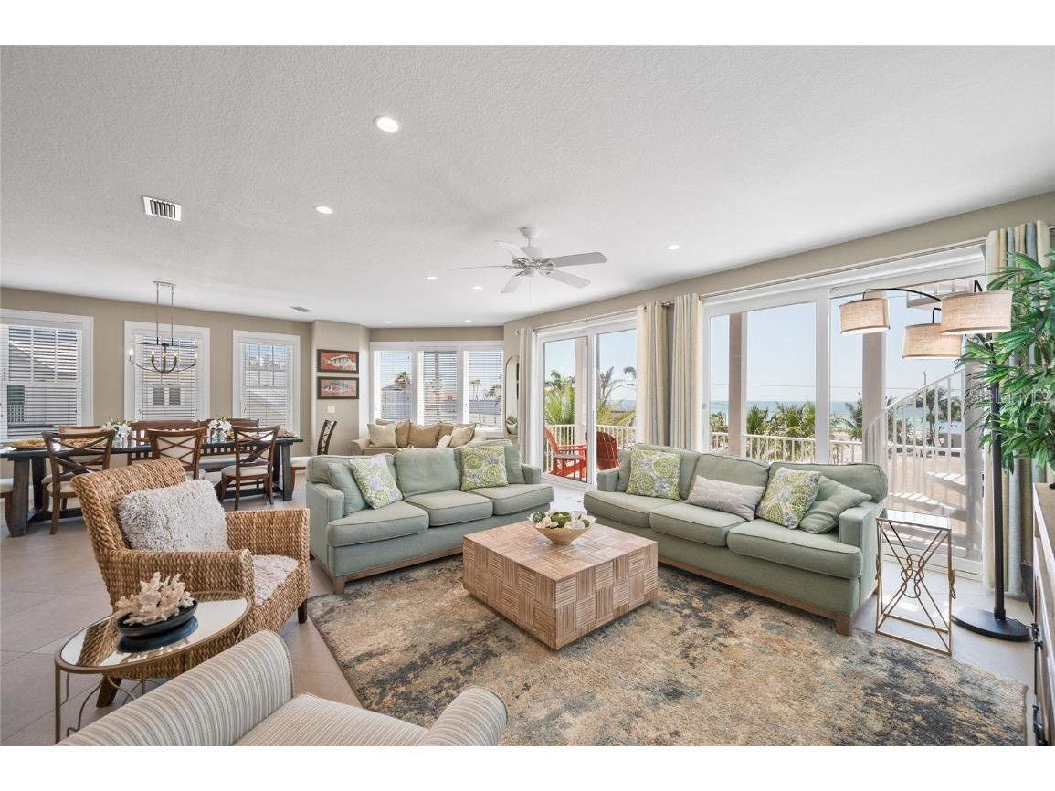 2201 Avenue C Bradenton Beach FL 34217 A4676238 image4