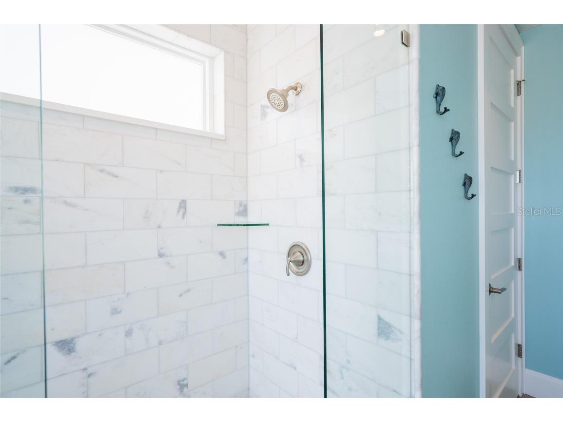 2201 Avenue C Bradenton Beach FL 34217 A4676238 image40