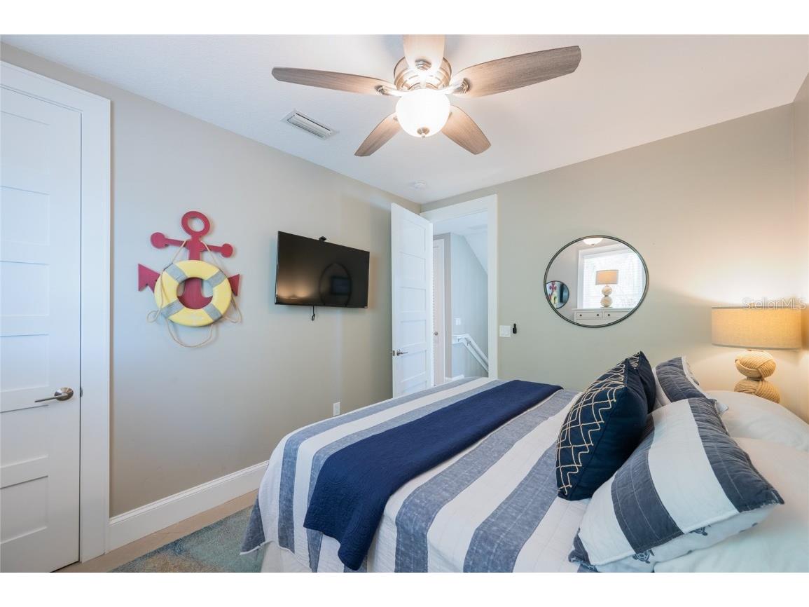 2201 Avenue C Bradenton Beach FL 34217 A4676238 image43