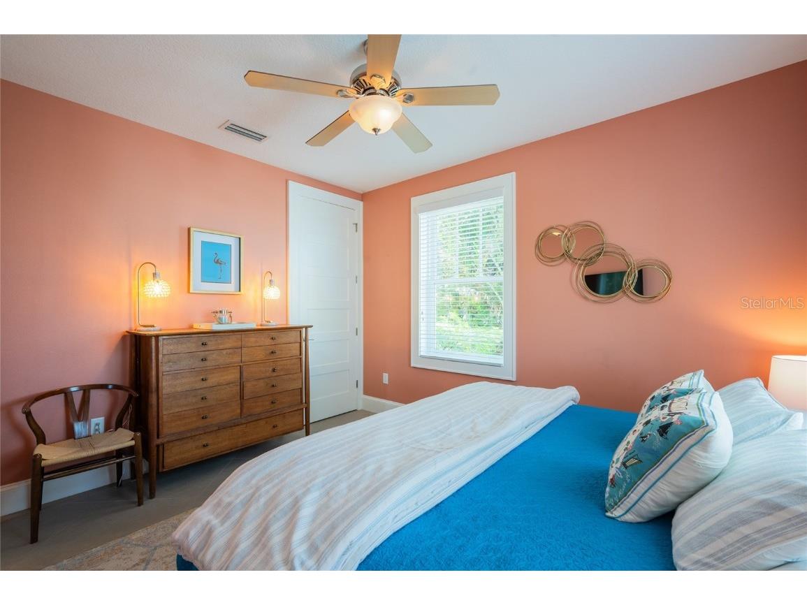 2201 Avenue C Bradenton Beach FL 34217 A4676238 image46