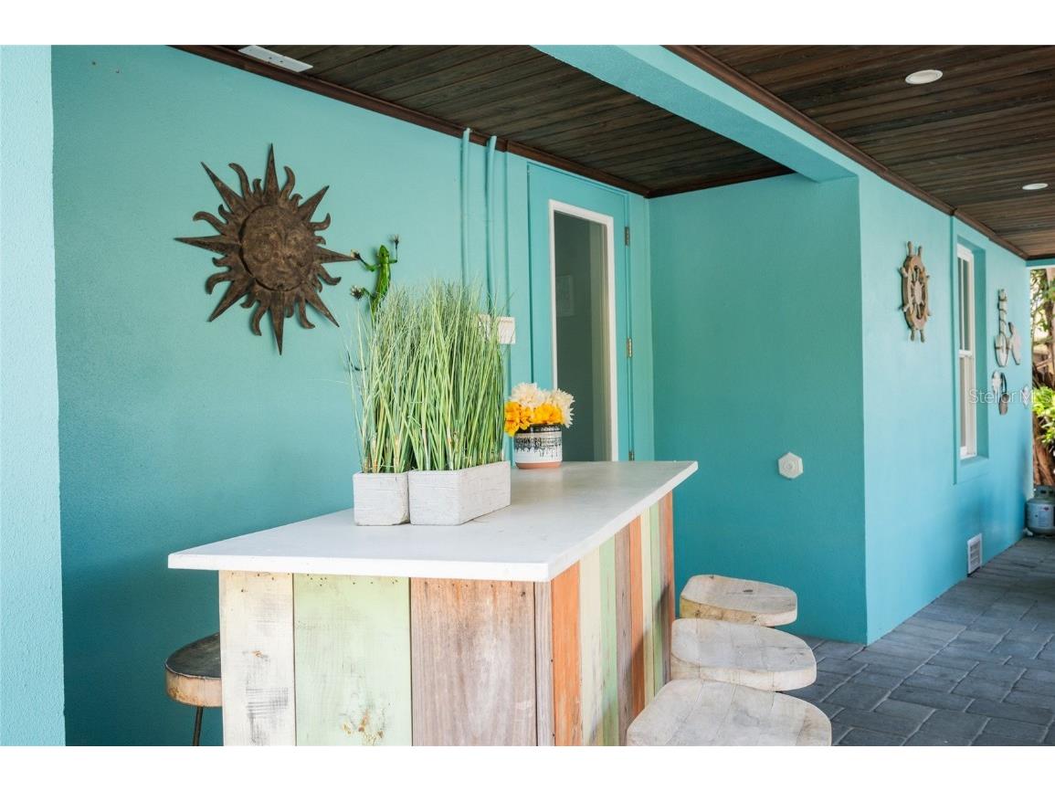 2201 Avenue C Bradenton Beach FL 34217 A4676238 image57