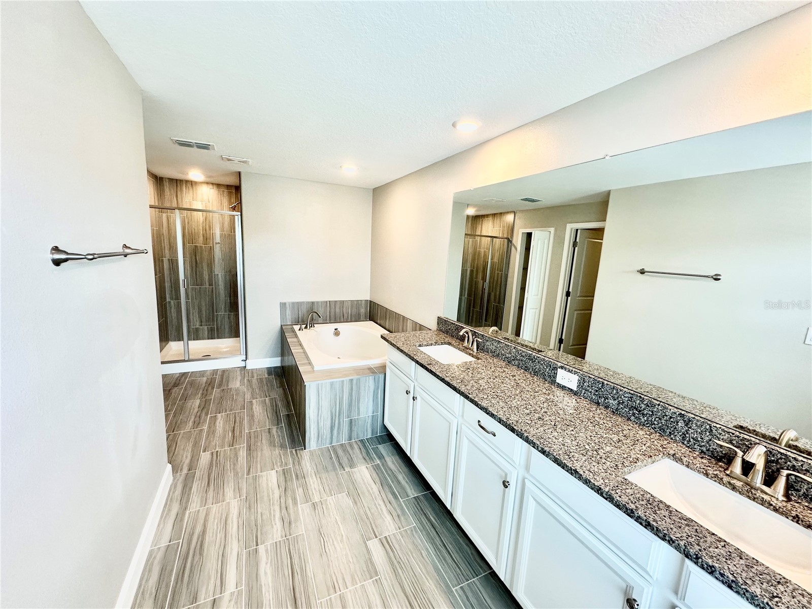 2201 Cerulean Sky Drive Lutz FL 33558 TB8491104 image16