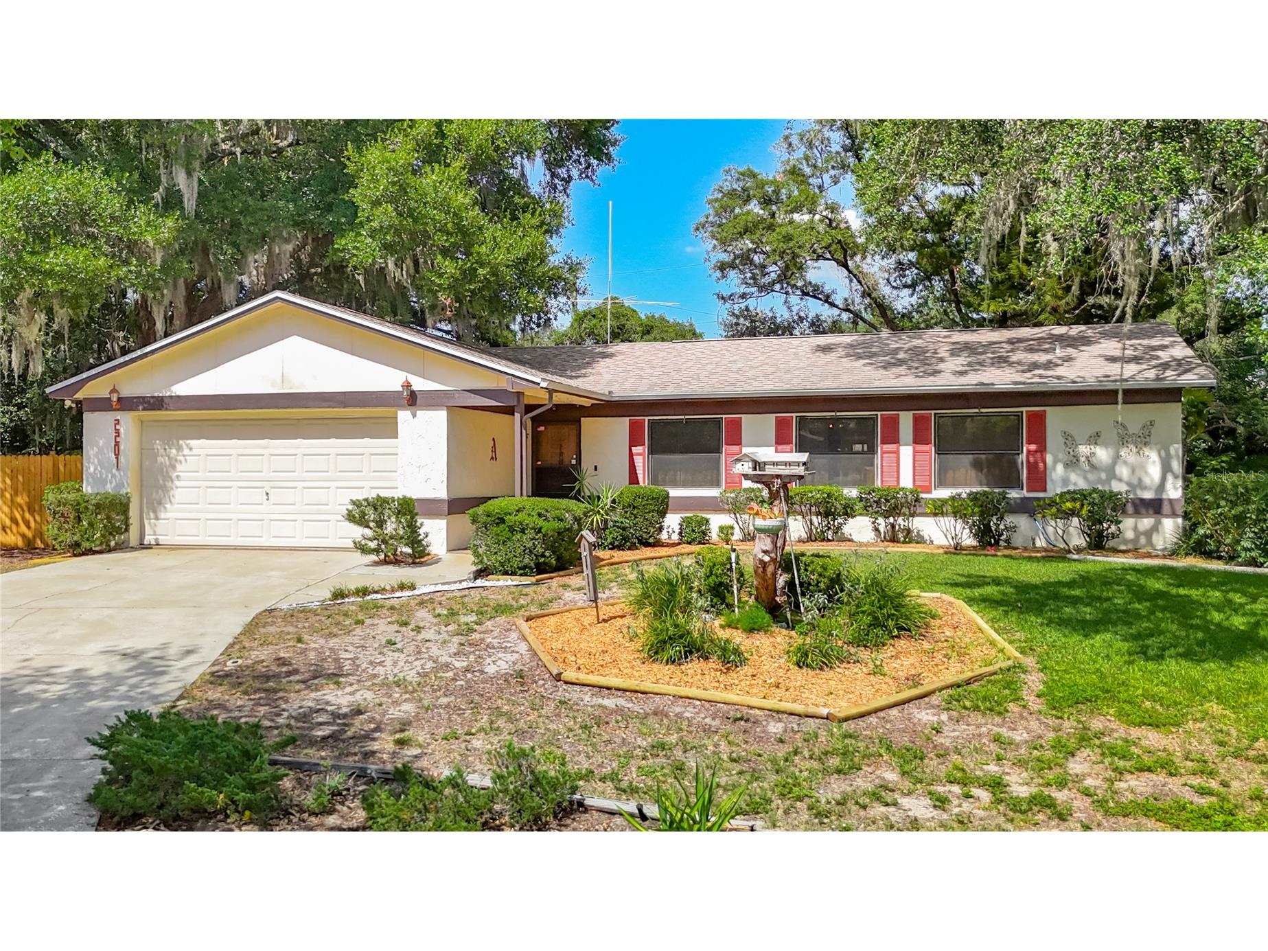 2201 Ladywood Court Brandon FL 33511 TB8508940 image1