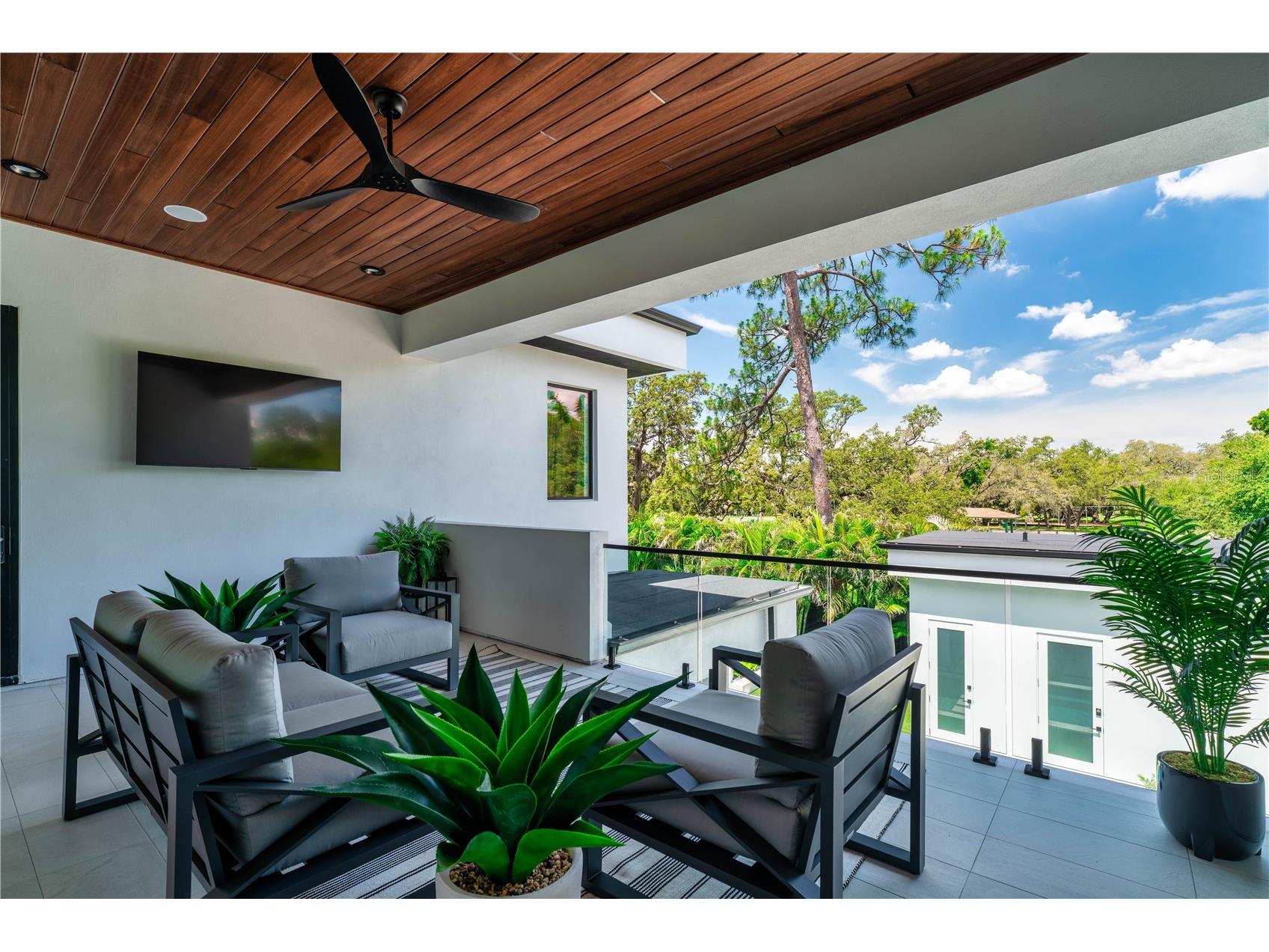 2201 N Glenwood Drive Tampa FL 33602 U8254306 image6