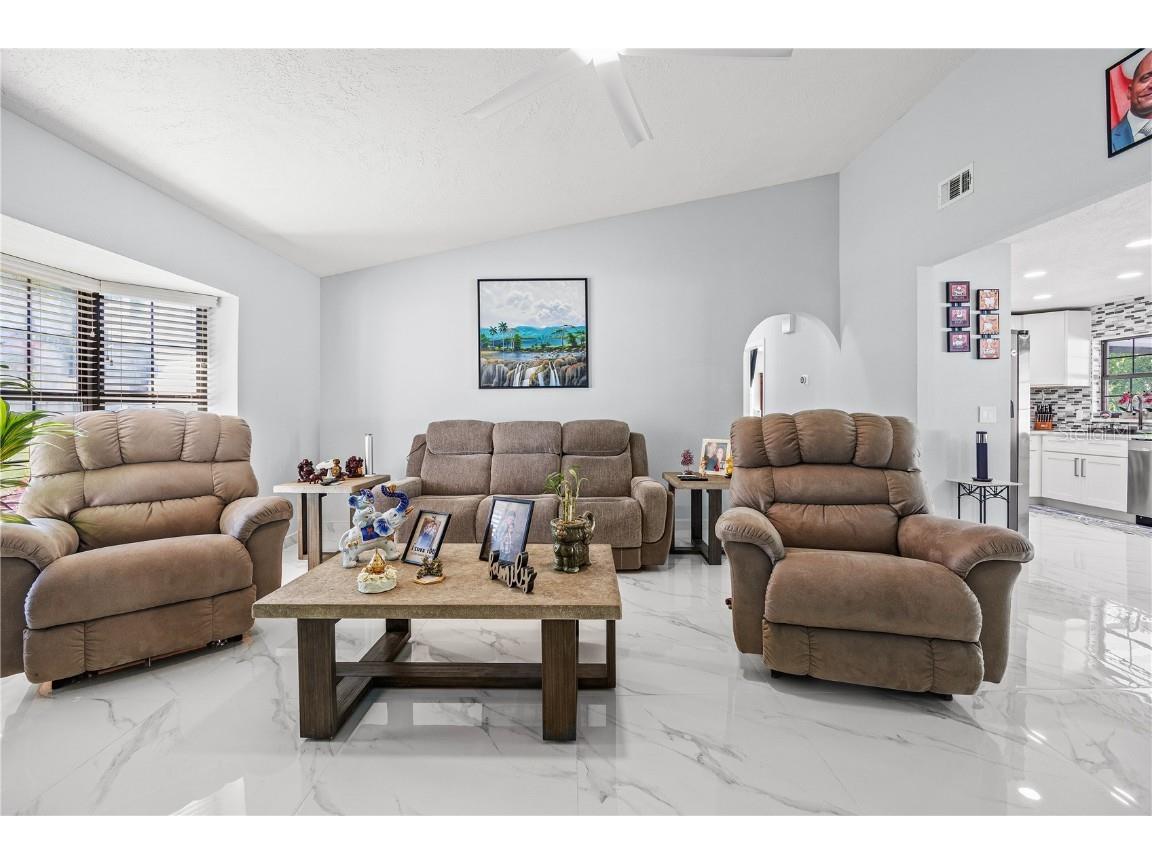 2201 NE 45 Street Ocala FL 34479 OM711964 image6