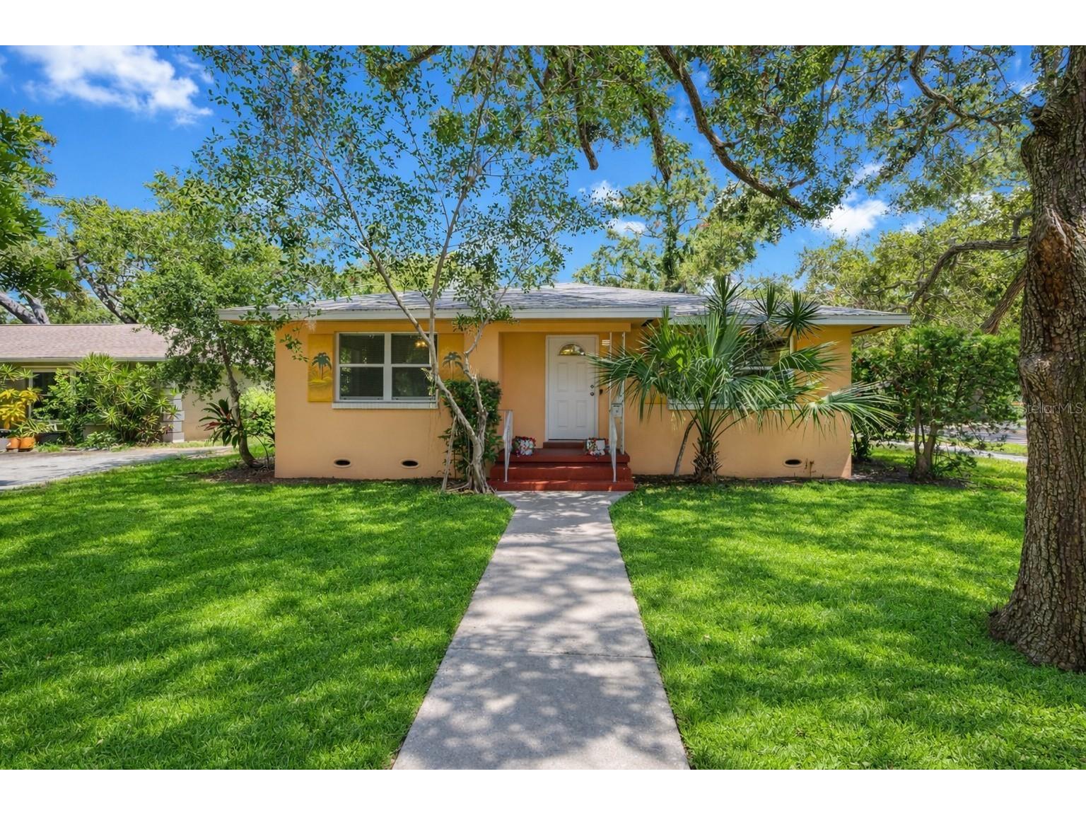 2201 Park Street N Saint Petersburg FL 33710 TB8337346 image1