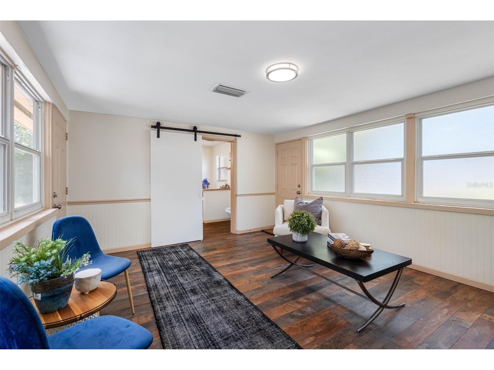 2201 Park Street N Saint Petersburg FL 33710 TB8337346 image24