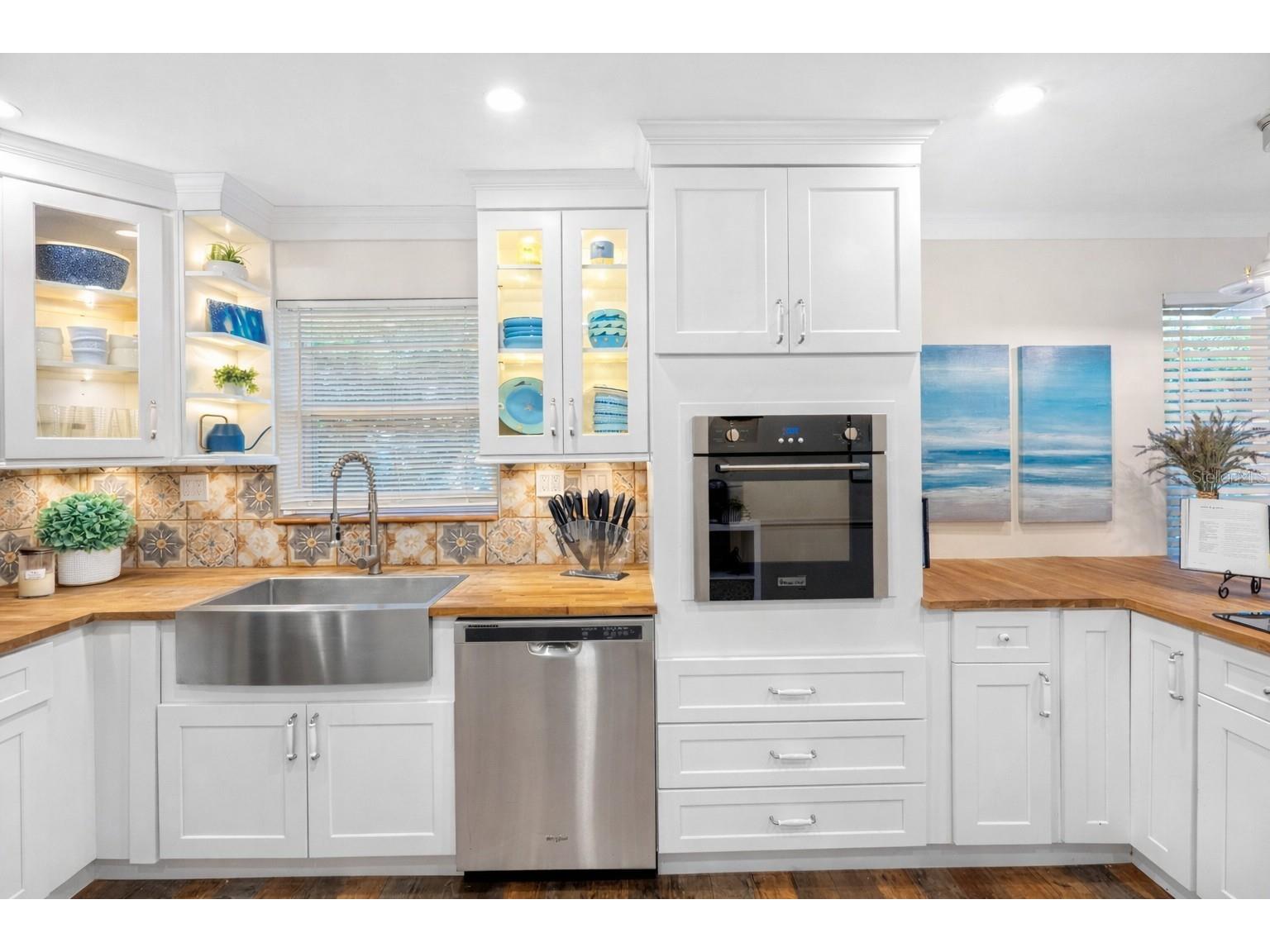 2201 Park Street N Saint Petersburg FL 33710 TB8337346 image7