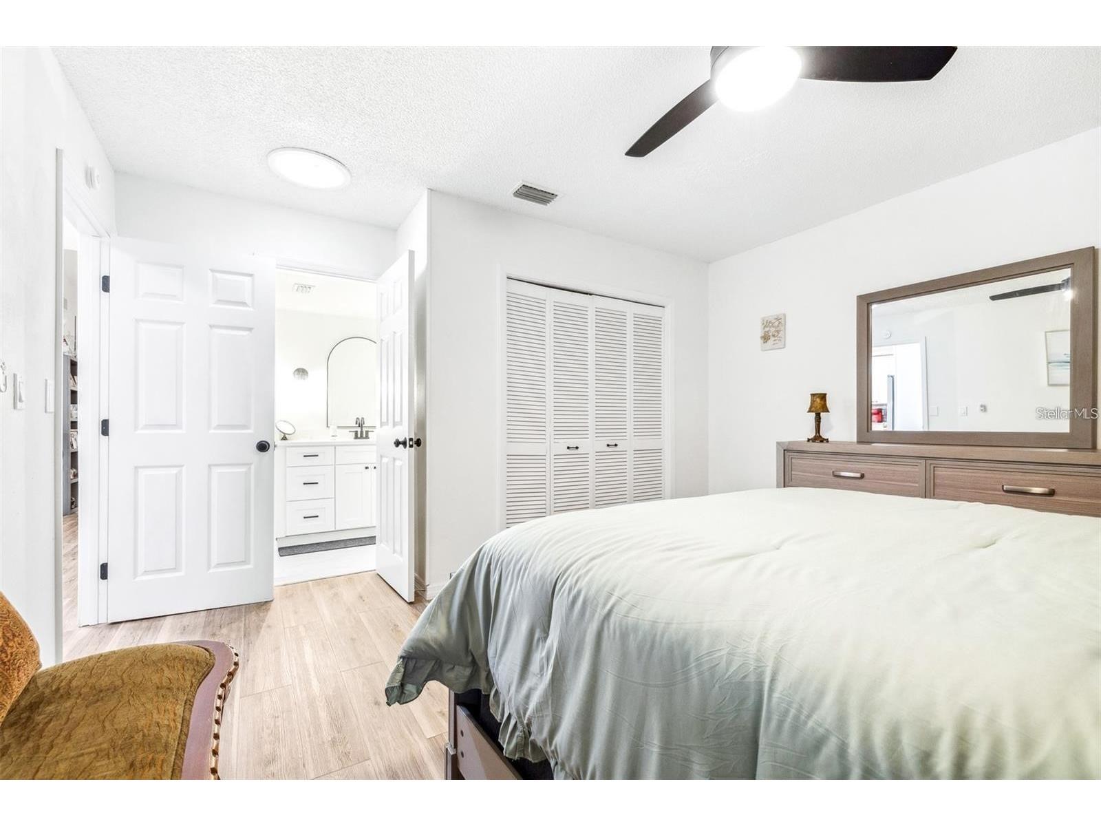2201 Pine Drive Tarpon Springs FL 34689 TB8496087 image23