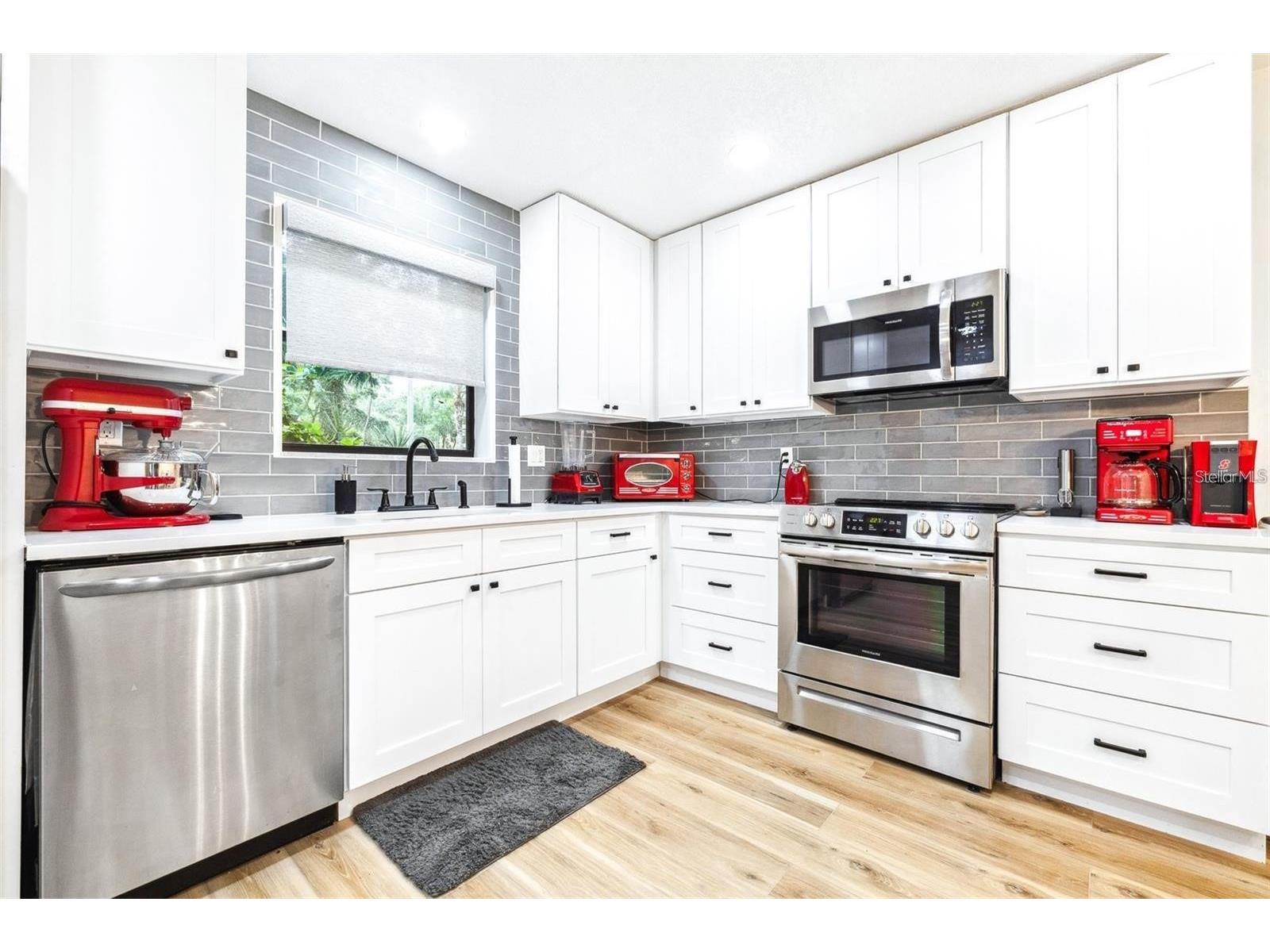 2201 Pine Drive Tarpon Springs FL 34689 TB8496087 image5