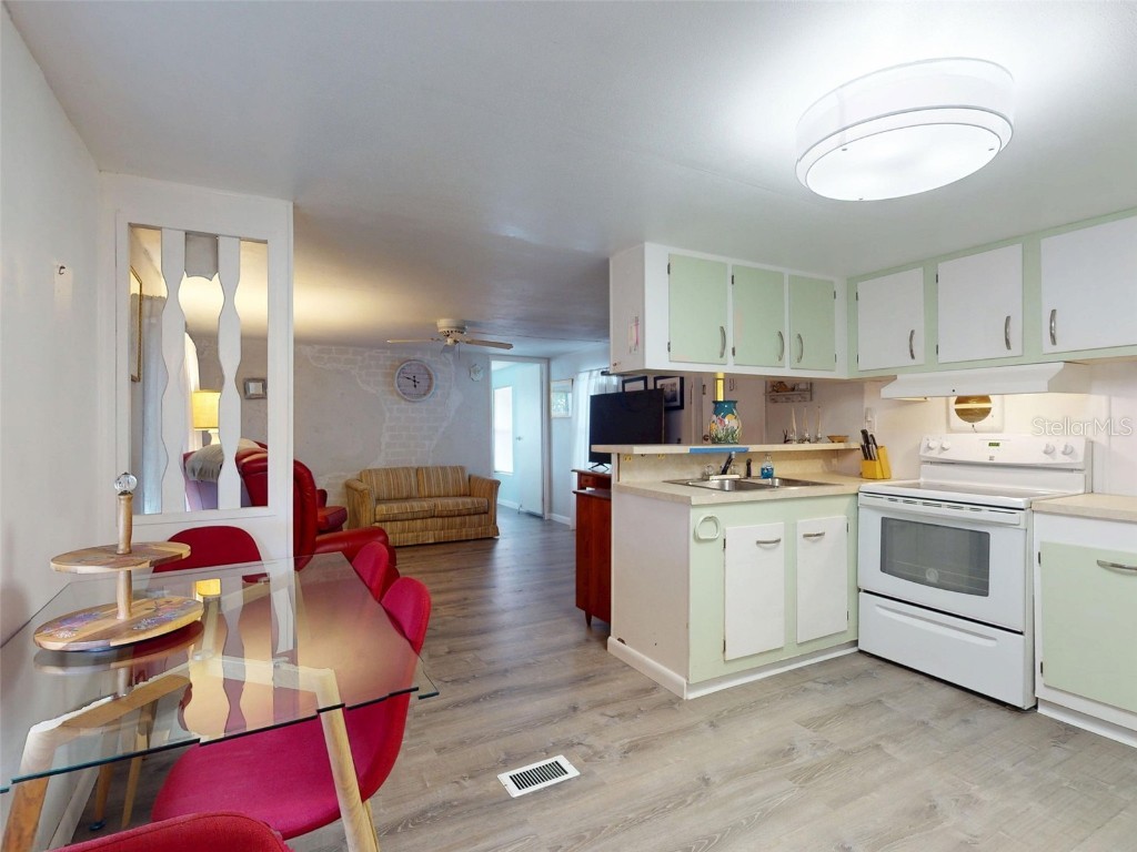 2201 S Ridgewood Avenue #8 Edgewater FL 32141 NS1085765 image17