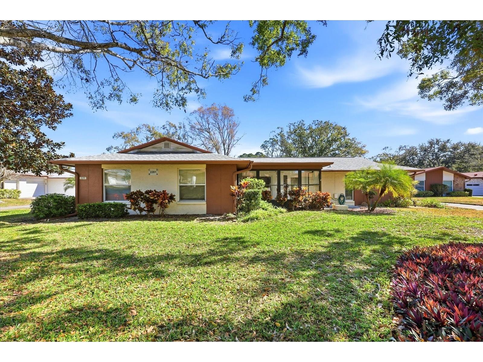 2201 Shelly Drive #A Palm Harbor FL 34684 - LAKE TARPON TB8472878 image1