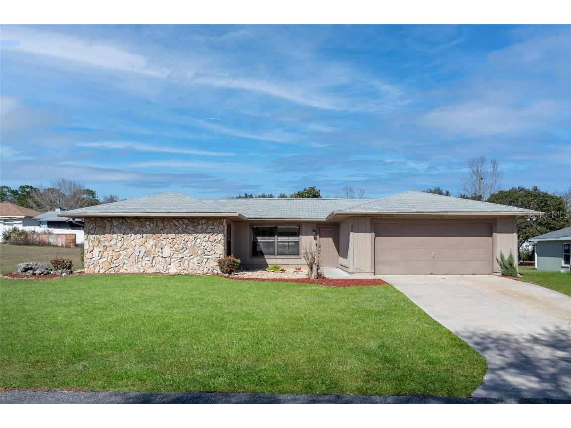 2201 W Silver Hill Lane Lecanto FL 34461 OM652804 image1