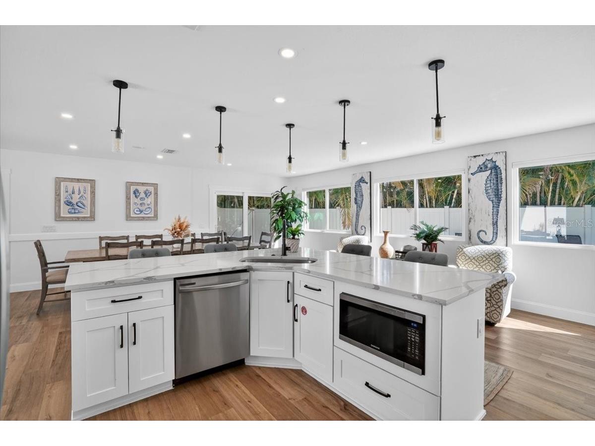 2201 Webber Street Sarasota FL 34239 A4692960 image13