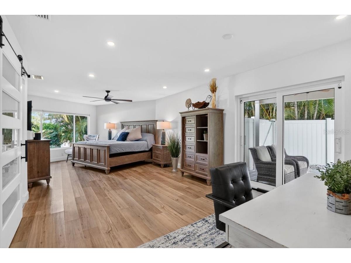2201 Webber Street Sarasota FL 34239 A4692960 image17